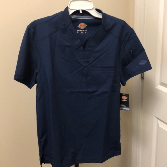 Dickies Dynamix Mens Navy one pocket top. NWT, multiple sizes available. DK610 - Picture 1 of 3